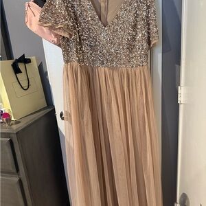 Elegant Sequin and Tulle Wedding Dress